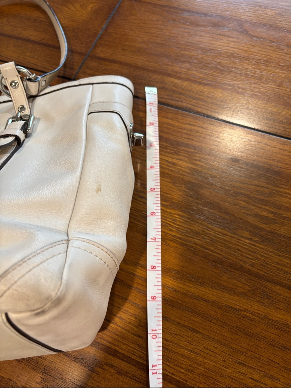Coach Cream Leather Shoulder Tote with Buckle Straps - Picture 14 of 15